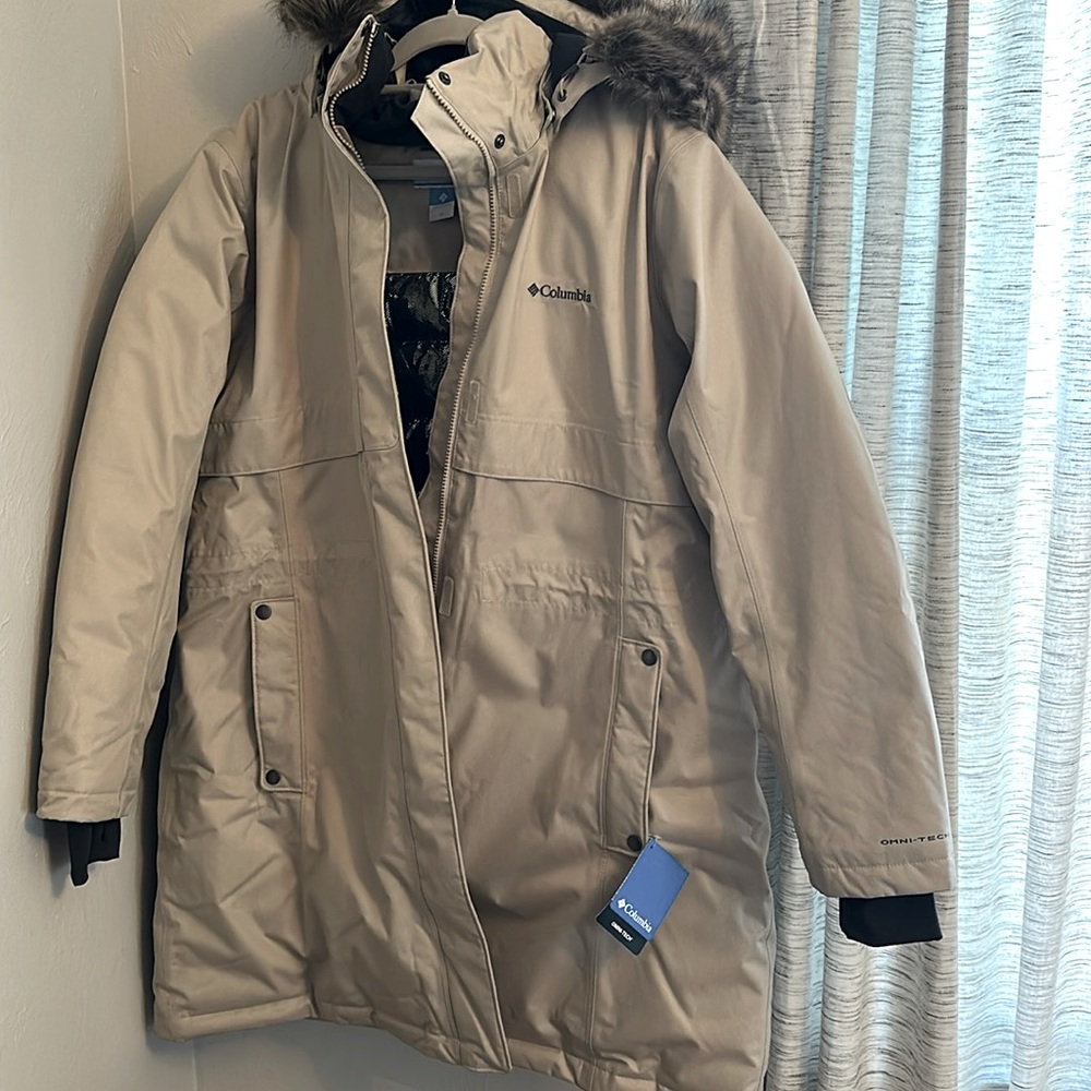 NWT womens Apres Winter Long Down Coat. Size 2XL